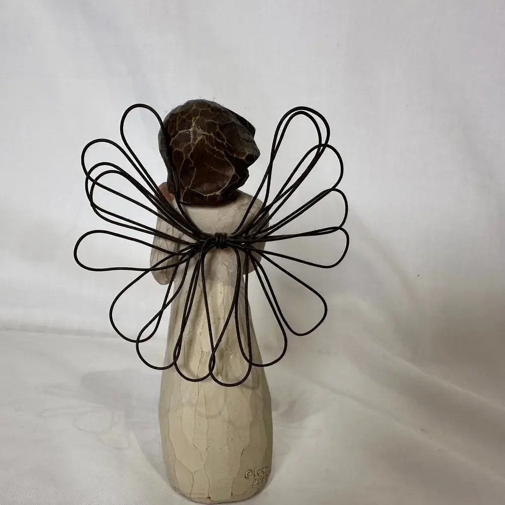 Willow Tree Angel of the Heart Susan Lordi Demdaco 2000 Figurine Collectible